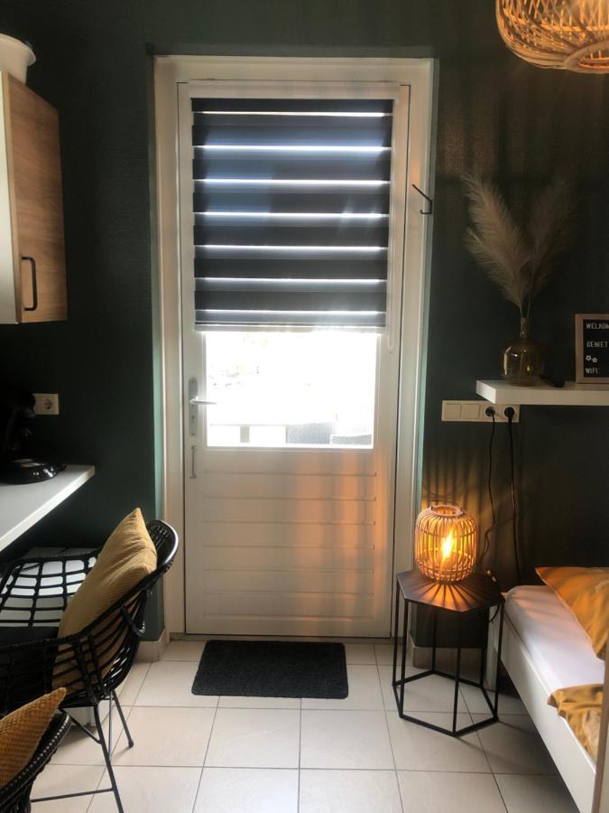 Nieboer Bed & Breakfast Вровенполдер Екстериор снимка